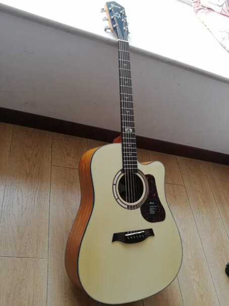 萨伽SAGA单板民谣吉他初学者入门男女木吉他jita乐器170买40寸还是41寸啊？