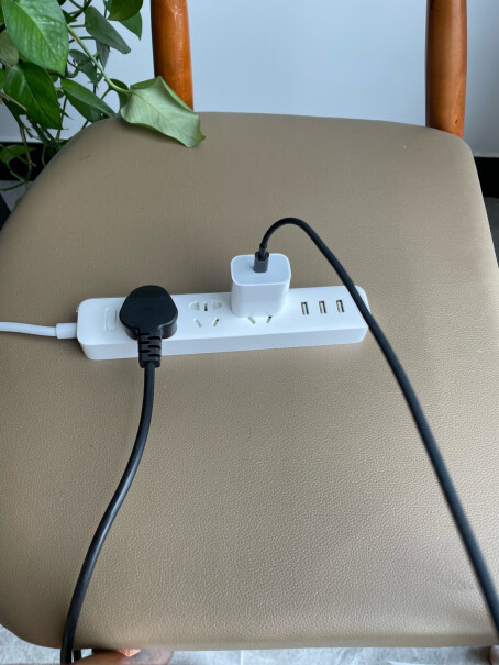 AppleHomePod能不能不插电源直接用呀？