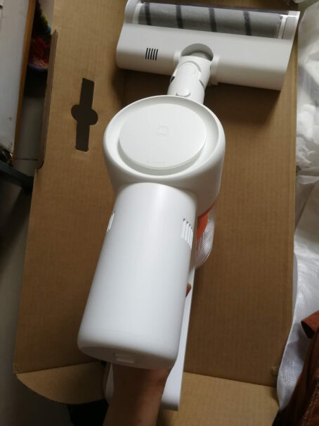 米家小米无线手持吸尘器家用1C请问除螨刷头是不是不能水洗？