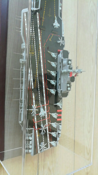 特尔博1：700中国航空母舰辽宁号航母模型仿真合金军事飞机能不能拿下来？