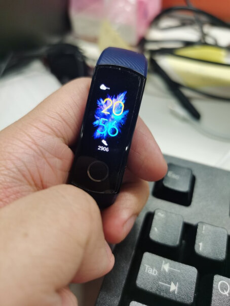 荣耀手环5-陨石黑如果带手环出去运动，回来可以同步到手机上吗？