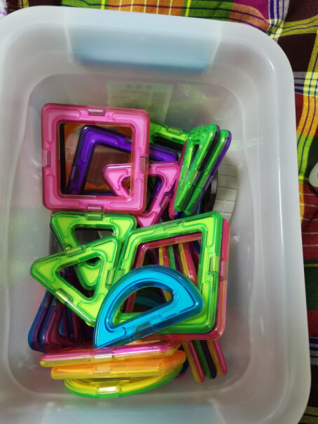 伊思朵儿童磁力片积木磁铁玩具进阶版机械工程套装-95件套都是磁力的吗？