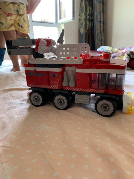 布鲁可大颗粒积木玩具男孩女孩拼装积木车生日礼物怎么样？质量怎么样值不值得买？