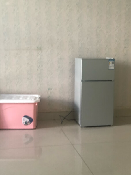 韩国现代迷你冰箱小冰箱小型电冰箱双门家用宿舍冷冻冷藏节能长多少宽多少高多少，轿车能代走吗？