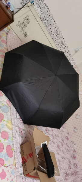 C'mon素色全自动伞我的伞，打开以后伞柄中间那一节可以上下移动，你们的有这样的情况吗？是质量问题还是就是这样设计的？
