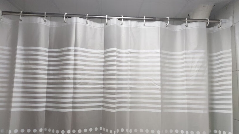 美居客浴帘卫生间宽1.14米，高2米的浴帘有吗？