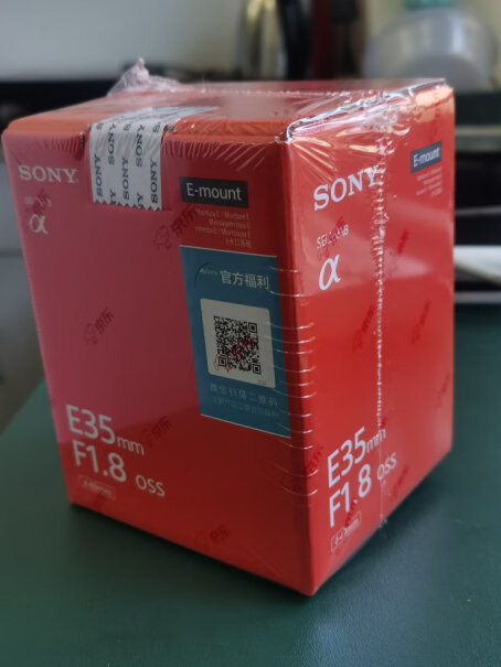 索尼E 30mm 微距镜头这款35.18 在sony nex 5r上可以用吗？