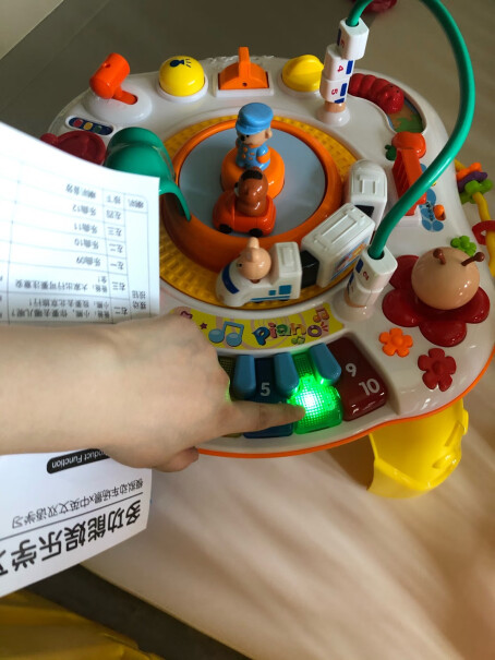 谷雨游戏桌多功能双语学习桌婴儿玩具男孩女孩早教机新生儿童3-6岁宝宝礼物谷雨游戏桌是正版吗？