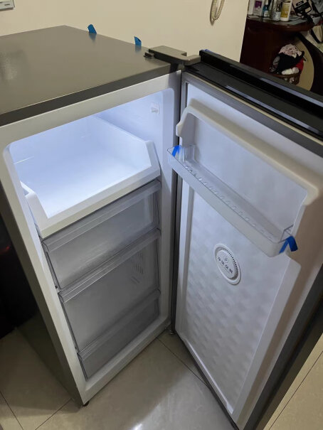 澳柯玛156升立式冰柜家用风冷无霜一级能效精准控温离子净味保鲜玻璃面板囤货冷藏冷冻柜评测性价比高吗？使用两个月反馈！