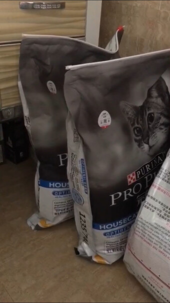 冠能猫粮成猫7kg室内猫全价猫粮这个能让猫毛少掉点吗？