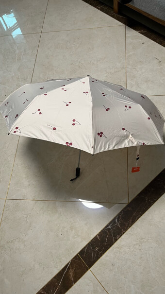 蕉下太阳伞防晒防紫外线户外遮阳伞女士雨伞碎花伞晴雨两用迷你折叠防晒伞 繁叶亲们，109是不是有点贵，繁叶这款？