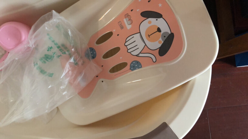 日康（rikang浴盆有塑料味吗？