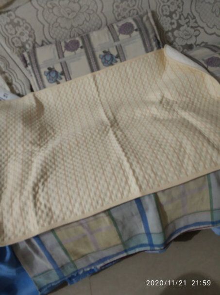 婴童床品套件子初婴儿可洗隔尿垫彩棉透气床垫月经垫新生儿防尿垫1条装要注意哪些质量细节！评测质量好不好？