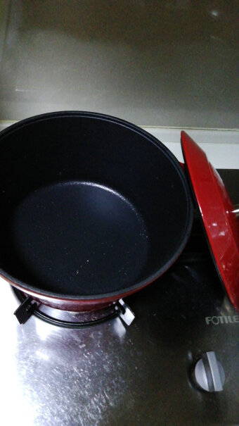 VELOSAN韦诺森珐琅铸铁汤锅奶锅炖锅铸铁锅使用体验,为什么买家这样评价！