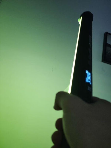 影棚器材Iwata Master R RGB灯棒到底是不是智商税！评测哪款功能更好？