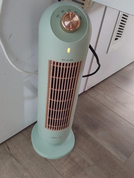 取暖器小熊取暖器家用暖风机办公室宿舍暖气片分析应该怎么选择,优劣分析评测结果！