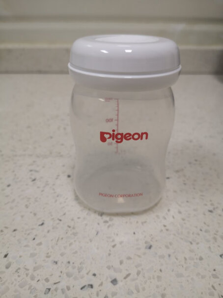 贝亲Pigeon能不能用宽口奶瓶的配件？想配个手把给宝宝当做水杯用？