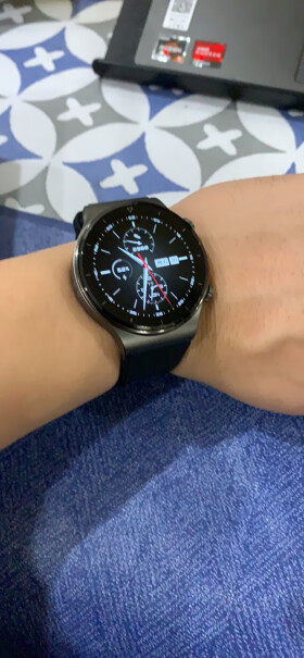 智能手表华为WATCH GT2 Pro黑真实测评质量优劣！良心点评配置区别？