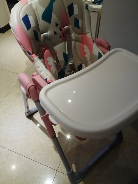 婴幼儿餐椅babycare儿童餐椅多功能便携式可折叠宝宝餐椅绿色入手评测到底要不要买！买前必看？