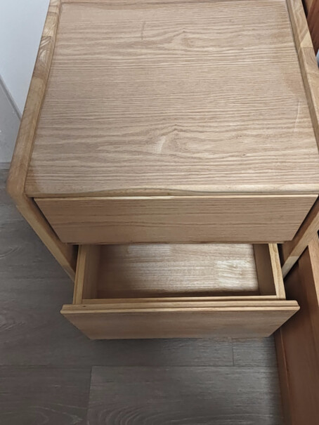 京东京造实木床头柜 天然橡胶木分析怎么样？用户使用感受分享？