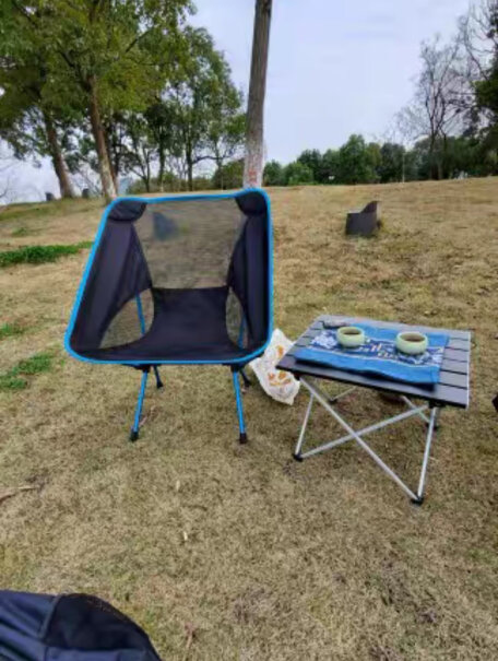野餐用品牧高笛户外折叠椅便携易收纳月亮椅露营沙滩透气靠背椅哪个性价比高、质量更好,值得买吗？