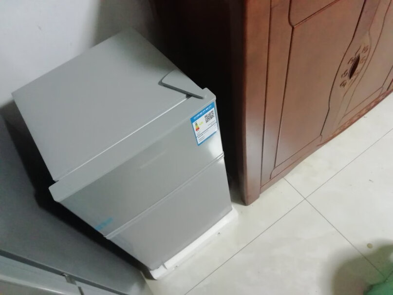 韩国现代迷你冰箱小冰箱小型电冰箱双门家用宿舍冷冻冷藏节能冰箱有多大？