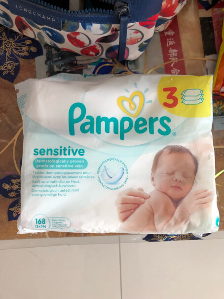 帮宝适敏感肌肤婴儿湿巾这个湿巾有什么作用呢？