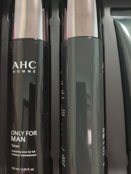AHC男士洁水乳男士护肤品套装礼盒洗面奶控油平衡清爽保湿使用怎么样？使用体验！