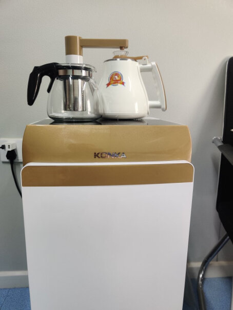 康佳饮水机家用多功能下置式茶吧机KY-C1060S金色龙门款出水慢，水细细的流是怎么回事？