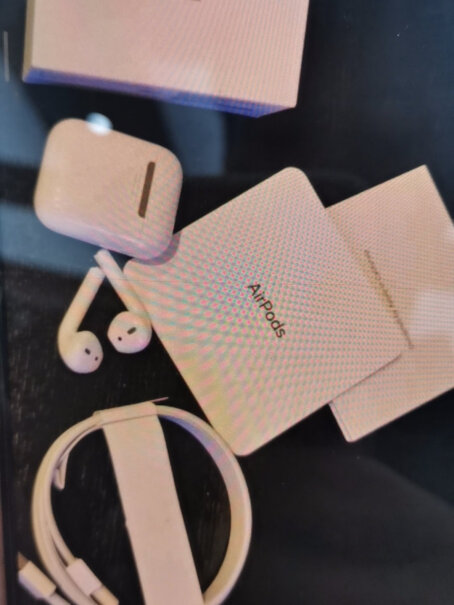 Apple耳机AirPodsiPhone蓝牙无线充电第三代全新国行吗？