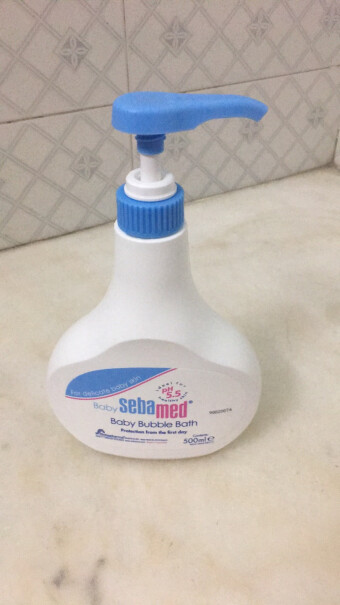 施巴Sebamed婴儿泡泡沐浴露200ml沐浴液选择品牌的时候怎么有两个施巴？
