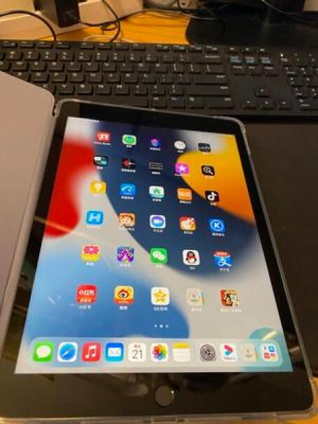 Apple iPad 10.2英寸平板电脑 2021年款（256GB WLAN版外观做工如何？边框有缝隙吗？
