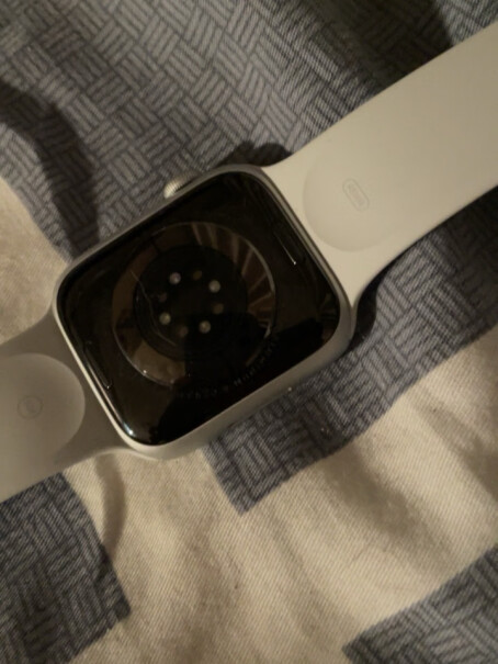 Apple Watch Series 8 GPS + 蜂窝款要注意哪些质量细节？功能评测结果！