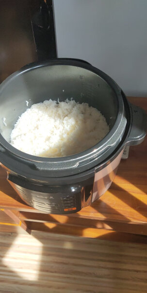 苏泊尔安全电压力锅易用大面板做米饭需要多久？