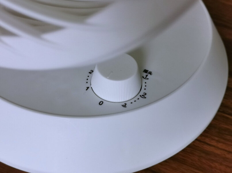 韩国大宇电风扇空气循环扇风扇卧室家用多功能涡轮电扇办公室台式母婴台扇循环扇机械-C20噪音大吗？