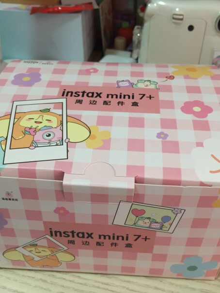 INSTAXinstax mini 7+请问是二手的还是全新的？