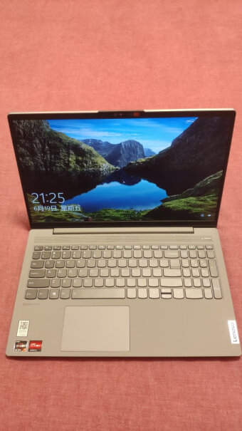 联想Lenovo小新Pro13高性能轻薄本英特尔酷睿i5跟pro13 2020有什么区别吗？