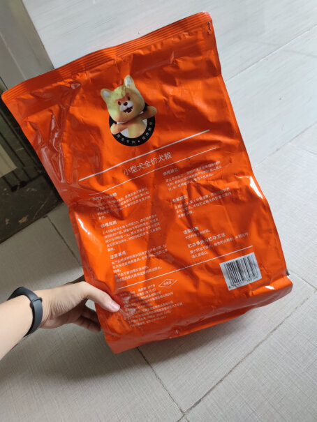疯狂的小狗京东定制款宠物狗粮大概能吃多少天？