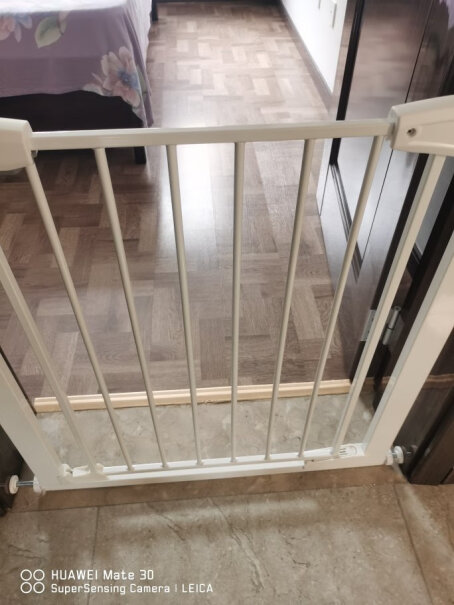 攸曼诚品楼梯护栏儿童安全门栏防护栏124宽度B款要加廷长件吗？