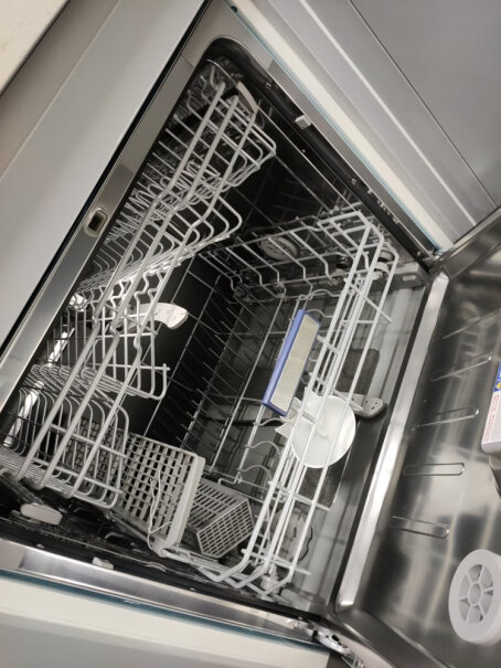 洗碗机美的10套嵌入式详细评测报告,究竟合不合格？