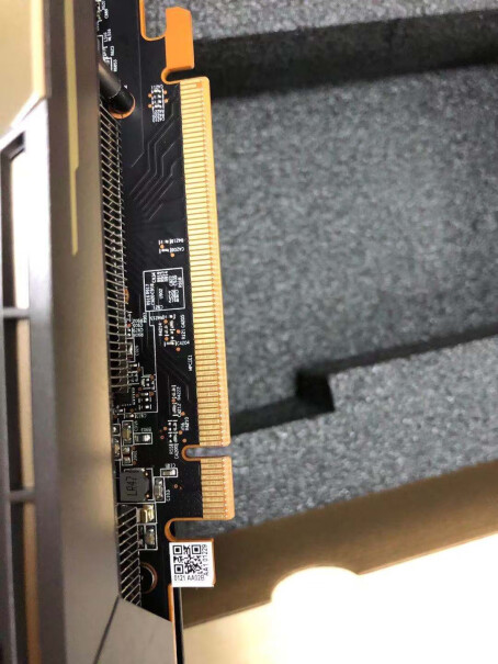 迪兰AMD RX 6600 XT X战将显卡这个比华硕2060s怎么样？