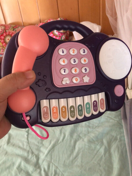猫贝乐儿童玩具电子琴婴儿音乐玩具拍拍鼓2合1电子琴刚接到手试了一下都没有任何声音怎办。