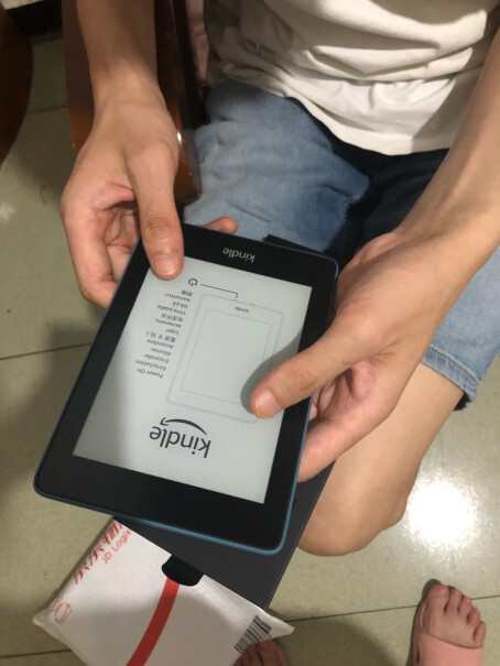 Kindle PW 8G阅读器-书卷礼盒比kwp3翻页要卡是什么情况？