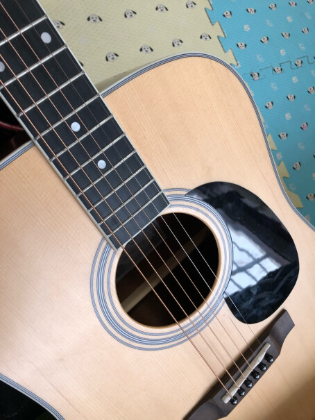 萨伽SAGA单板民谣吉他面单木吉他入门初学者乐器送的课程可以用吗？