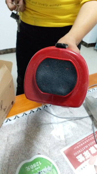 海尔（haier吸尘器家用小型手持便携立式推杆大吸力吸尘机用了发烫吗？