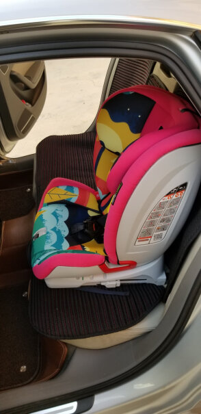 感恩儿童汽车安全座椅9个月-12岁宝宝座椅2017款捷达能装这个么？
