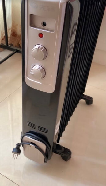 先锋Singfun取暖器电暖器电暖气片家用电热油汀13片全屋速暖低噪节能烘衣加湿DYT-Z2请问，用着暖和吗。质量怎么样？