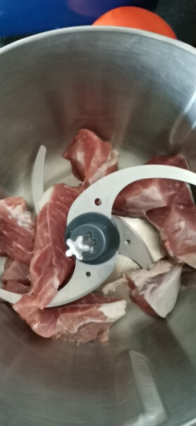 摩飞电器套娃绞肉机家用不锈钢碎肉碎菜辅食机MR9401可以榨果汁吗？