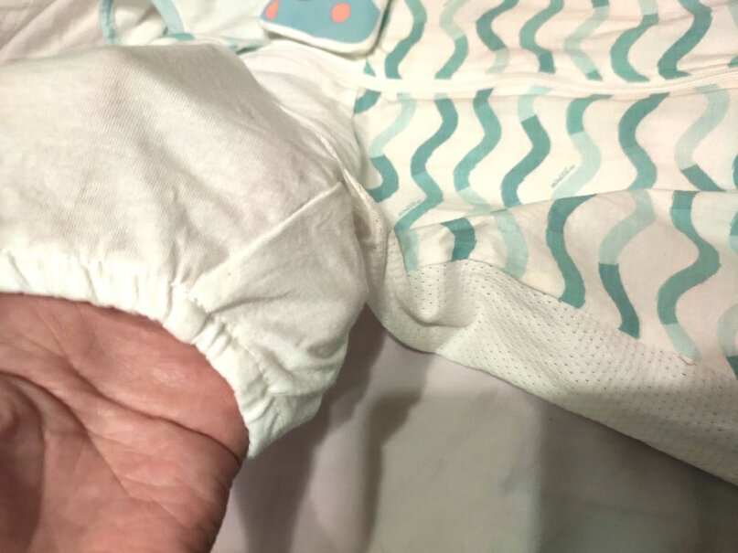 威尔贝鲁（WELLBER）婴童睡袋-抱被威尔贝鲁WELLBER婴儿睡袋分腿新生儿哪个更合适,评测哪款功能更好？