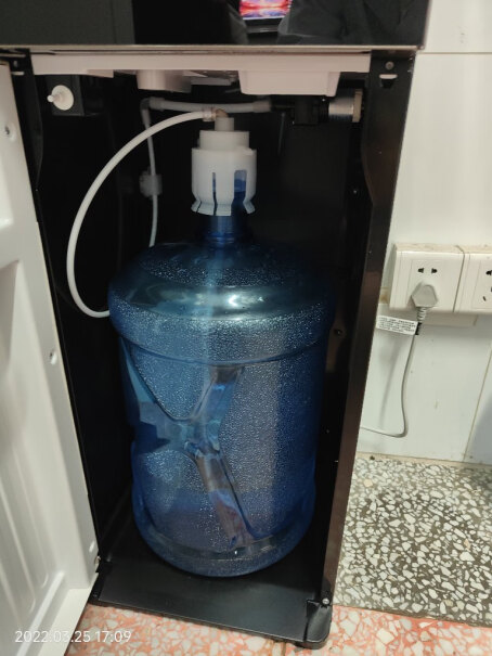 美的饮水机京东你们的饮水机烧水时声音大吗？